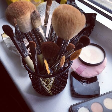 Make up belonging to film make-up artist Mina